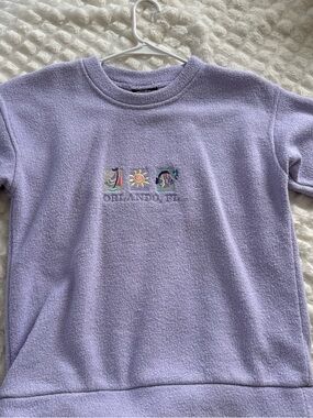 Exist Lilac Crewneck Sweatshirt with Colorful Embroidered Icons